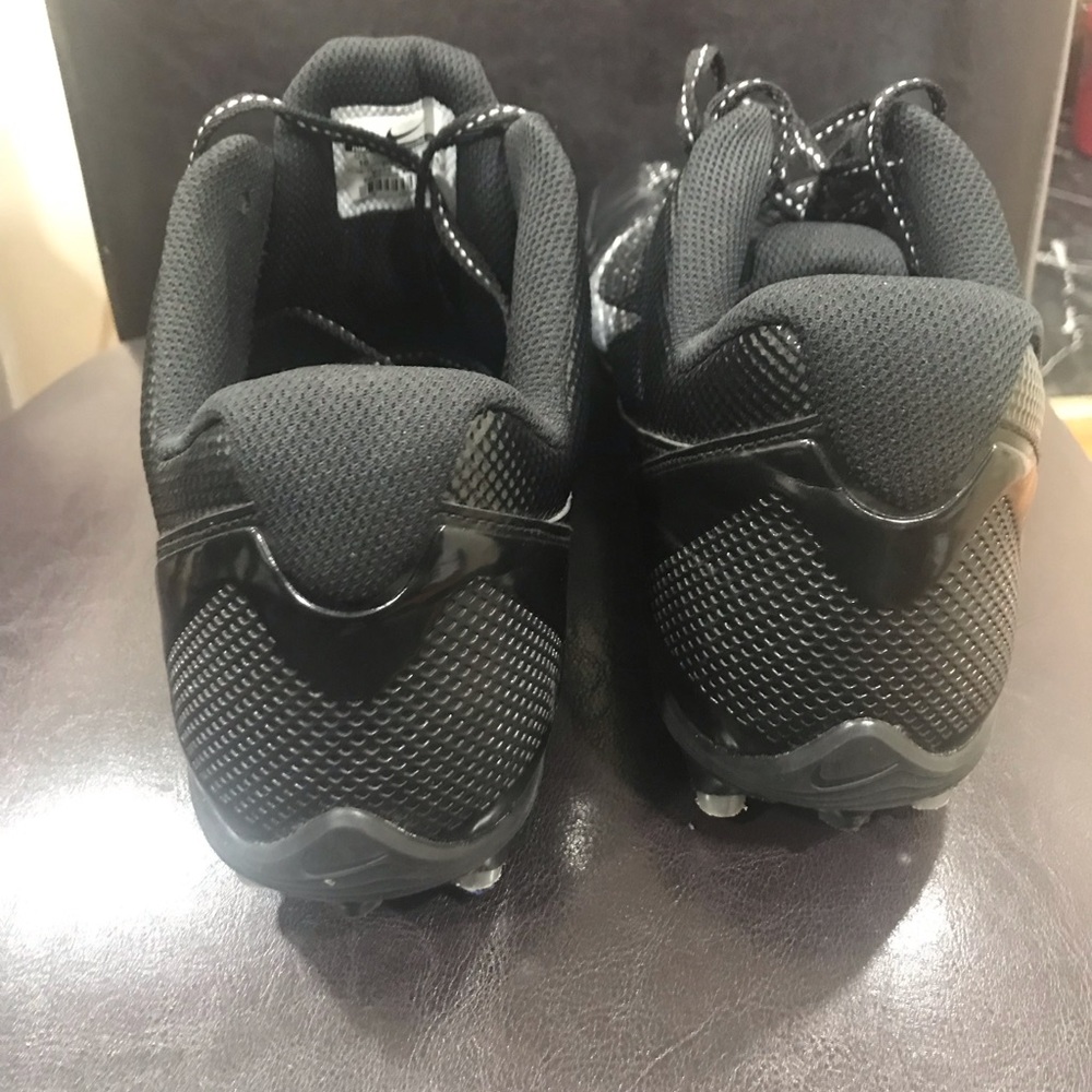 Nike cleats size 16 men